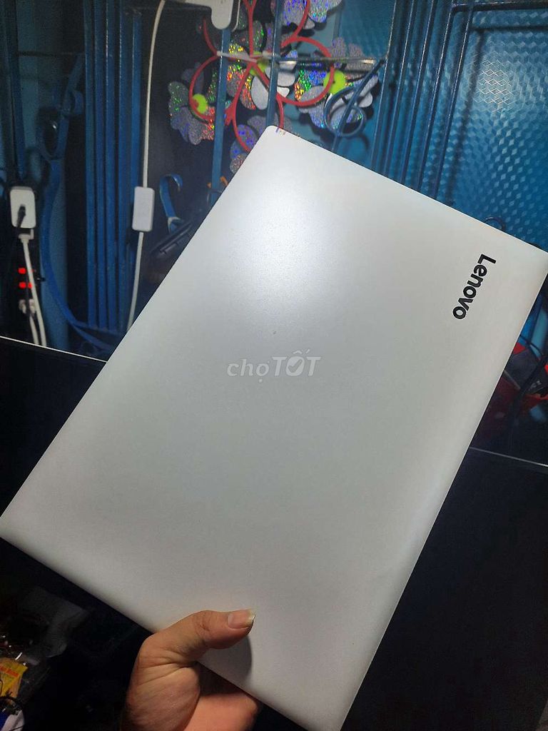 Lenovo IdeaPad 330 i3-7020U 8gb ssd 128. Mua bán Laptop tại Thành phố Vũng Tàu Bà Rịa - Vũng Tàu được đăng bởi Nguyễn Lộc hình 1