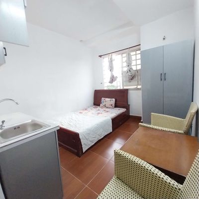 Phòng 20m2. Full Nội Thất - Cửa Sổ Trời - Thang Máy. Đào Trinh Nhất