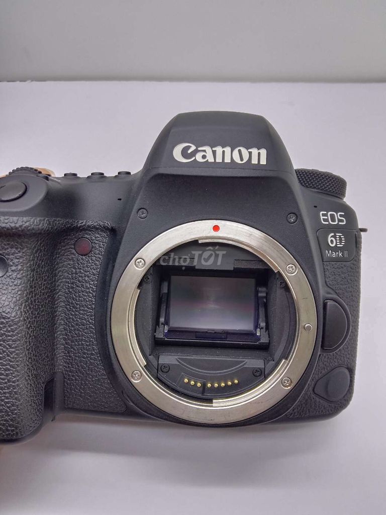 Canon 6D2