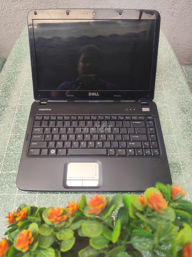 Laptop Dell 14in Ram 4gb học tập giải trí