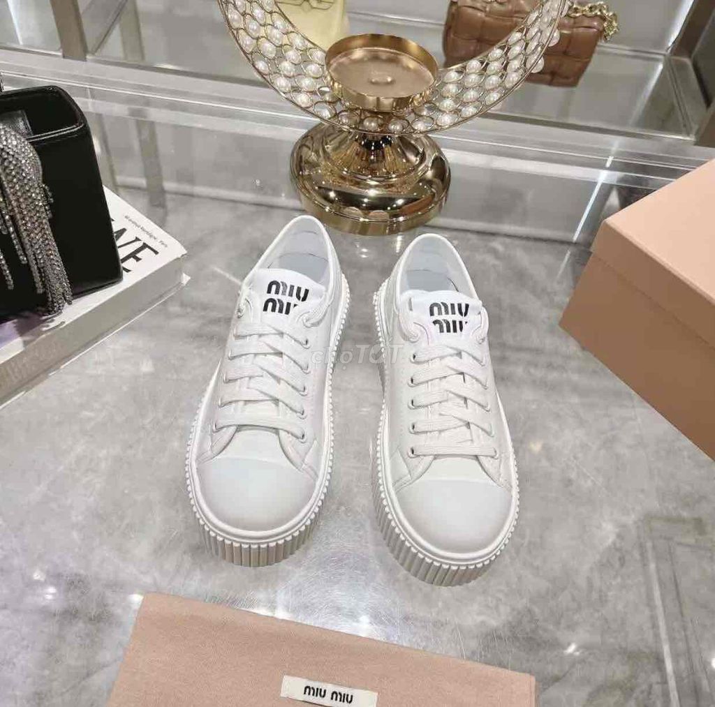 💖Giày Thể Thao nữ MIU MIU Trắng Size 23cm💖