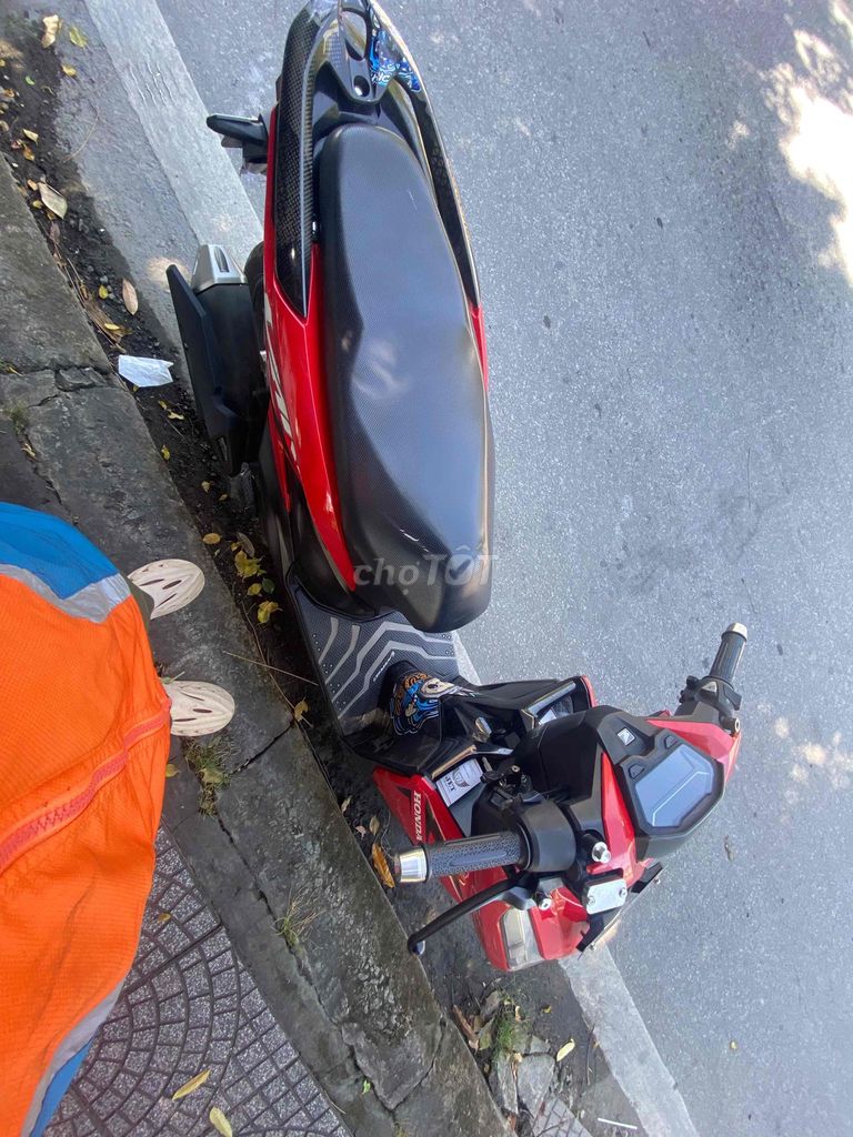 Honda Vario 125 2021 Đỏ 20000 km. Mua bán Xe máy tại Thành phố Bạc Liêu Bạc Liêu được đăng bởi Nguyễn Hùynh Thiện Tâm hình 5