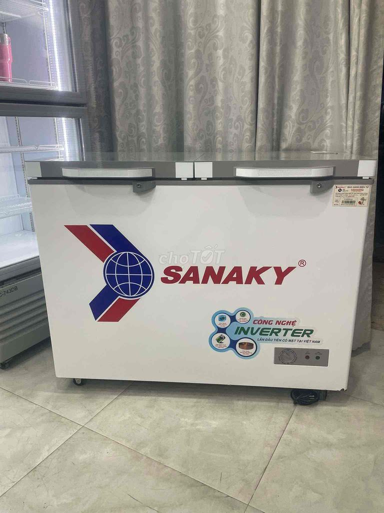 Tủ Đông Sanaky Mặt Kính Inverter 280/235l VH2899A4