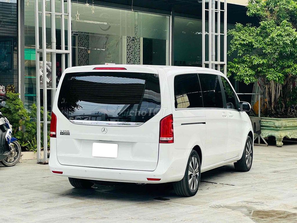 MERCEDES V250 LUXURY 2020 SIÊU ĐẸP. Mua bán Ô tô tại Thành phố Thủ Đức Tp Hồ Chí Minh được đăng bởi Phước An hình 5