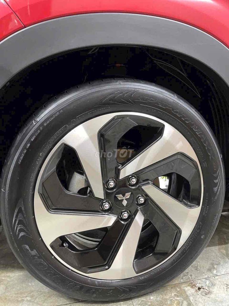 Mitsubishi Xforce 2025 Exceed - 20000 km. Mua bán Ô tô tại Huyện Đức Trọng Lâm Đồng được đăng bởi SALON ÔTÔ HOÀ THẮNG  hình 4