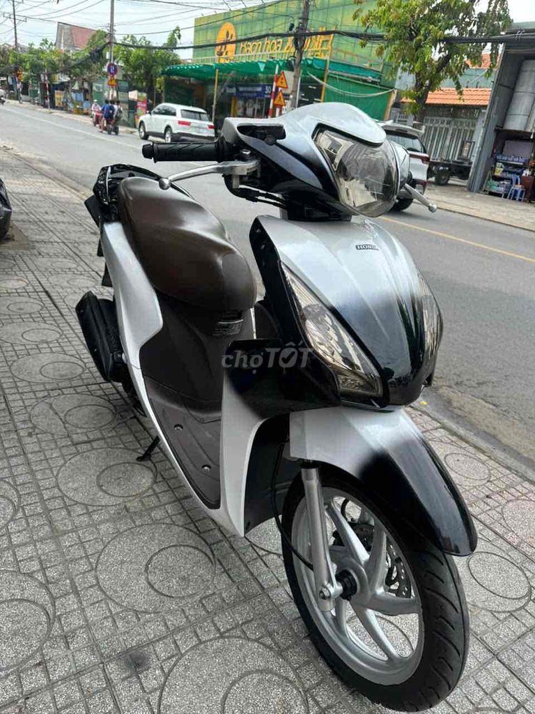 Honda Vision 2018 Trắng đen 3D. Mua bán Xe máy tại Thành phố Thuận An Bình Dương được đăng bởi xe máy phước thịnh hình 10