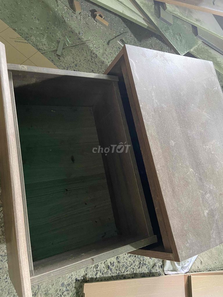 Tủ đầu giường Gỗ Nâu. Mua bán Tủ, kệ gia đình tại Quận 12 Tp Hồ Chí Minh được đăng bởi Biên nguyễn hình 1