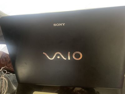 Laptop Sony i7 ram8