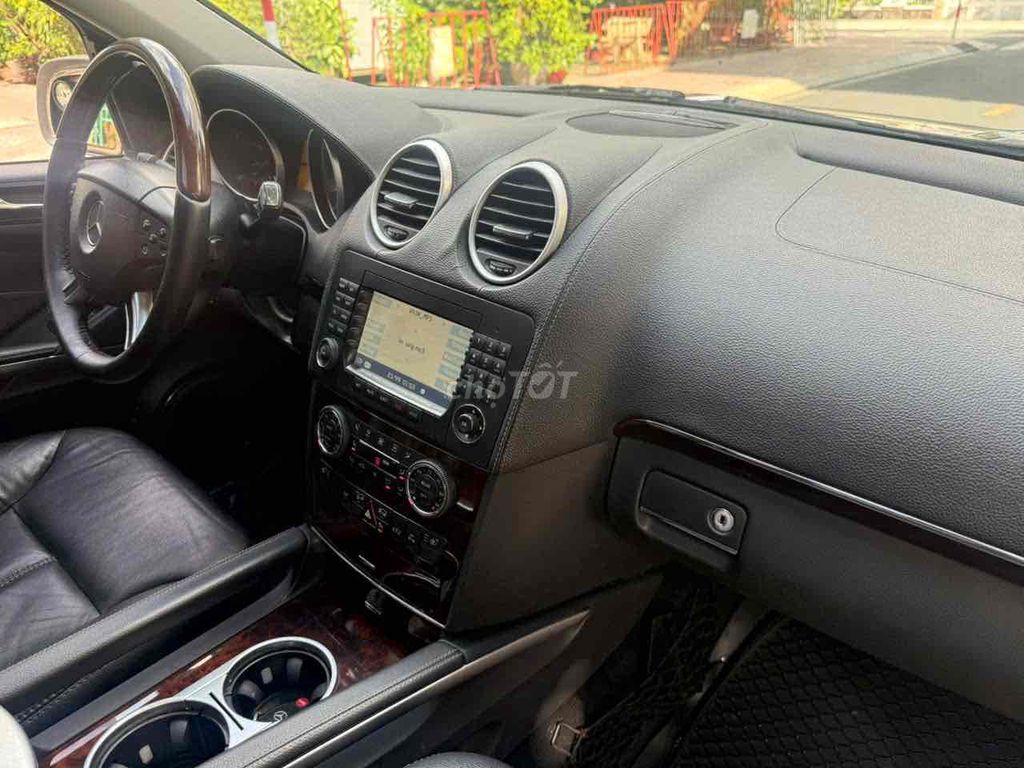 Mercedes Benz GL 450 đời cuối 2007. Mua bán Ô tô tại Huyện Bình Chánh Tp Hồ Chí Minh được đăng bởi Như Đạo hình 13