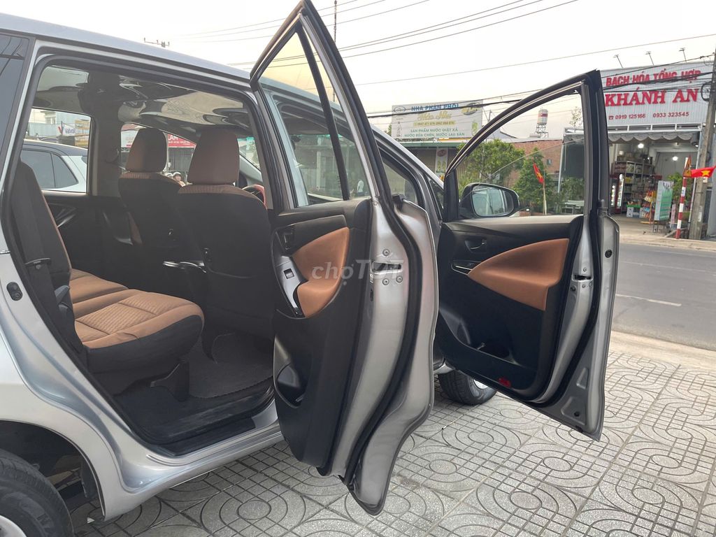 Toyota Innova 2016 Form mới 2.0E Xe cực chất. Mua bán Ô tô tại Huyện Tân Phú Đồng Nai được đăng bởi Salon AUTO THÀNH TRUNG Đồng Nai hình 8