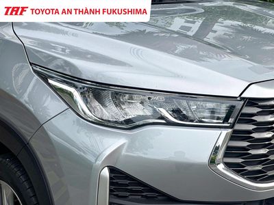 Toyota Innova Cross Hybrid 2024 Bạc 32.000km