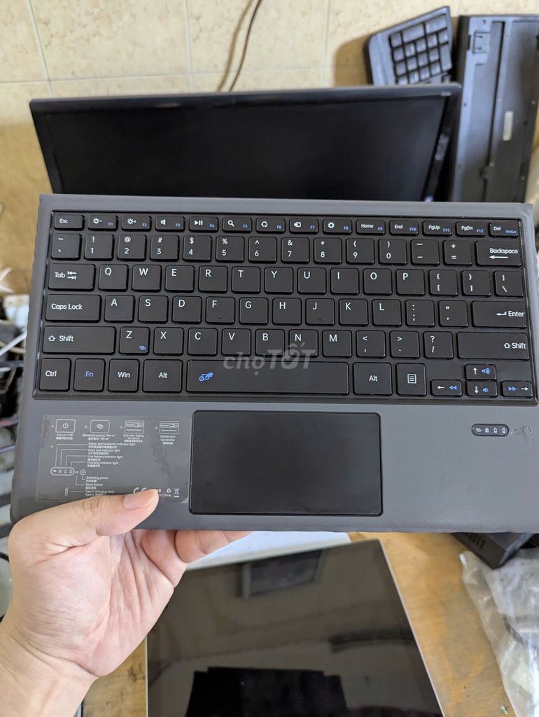 Microsoft Surface Pro 5 Hư hỏng. Mua bán Máy tính bảng tại Quận 6 Tp Hồ Chí Minh được đăng bởi Quang Tâm hình 1