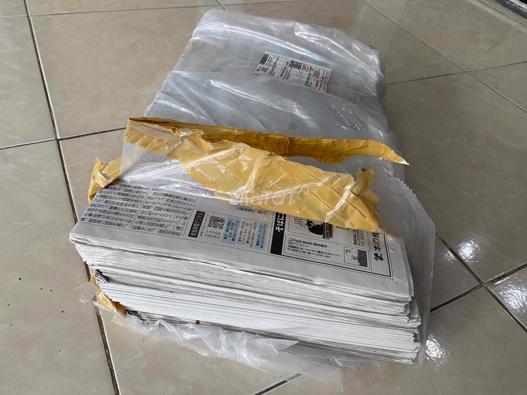 Giấy báo cũ Nhật Bản 7-8kg bọc hàng. Mua bán Sách tại Quận Nam Từ Liêm Hà Nội được đăng bởi Kimngan JP hình 1