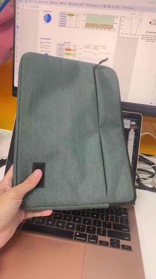 Túi laptop vải xanh rêu. Mua bán Túi xách tại Quận 7 Tp Hồ Chí Minh được đăng bởi Tien Dat