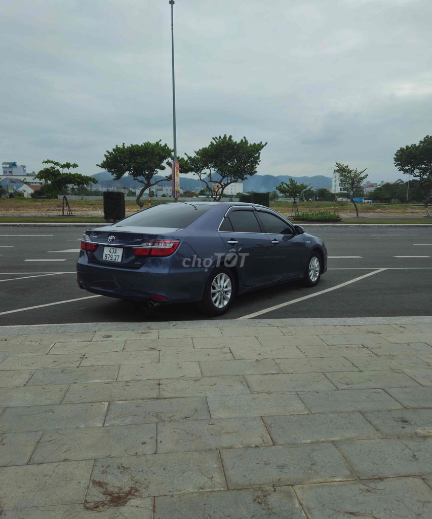 Toyota Camry 2.0E 2016 58000 км синий