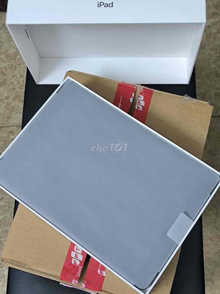 iPad Gen 9 Mới chưa kích hoạt VNA. Mua bán Máy tính bảng tại Quận Hai Bà Trưng Hà Nội được đăng bởi Quang Nam hình 1