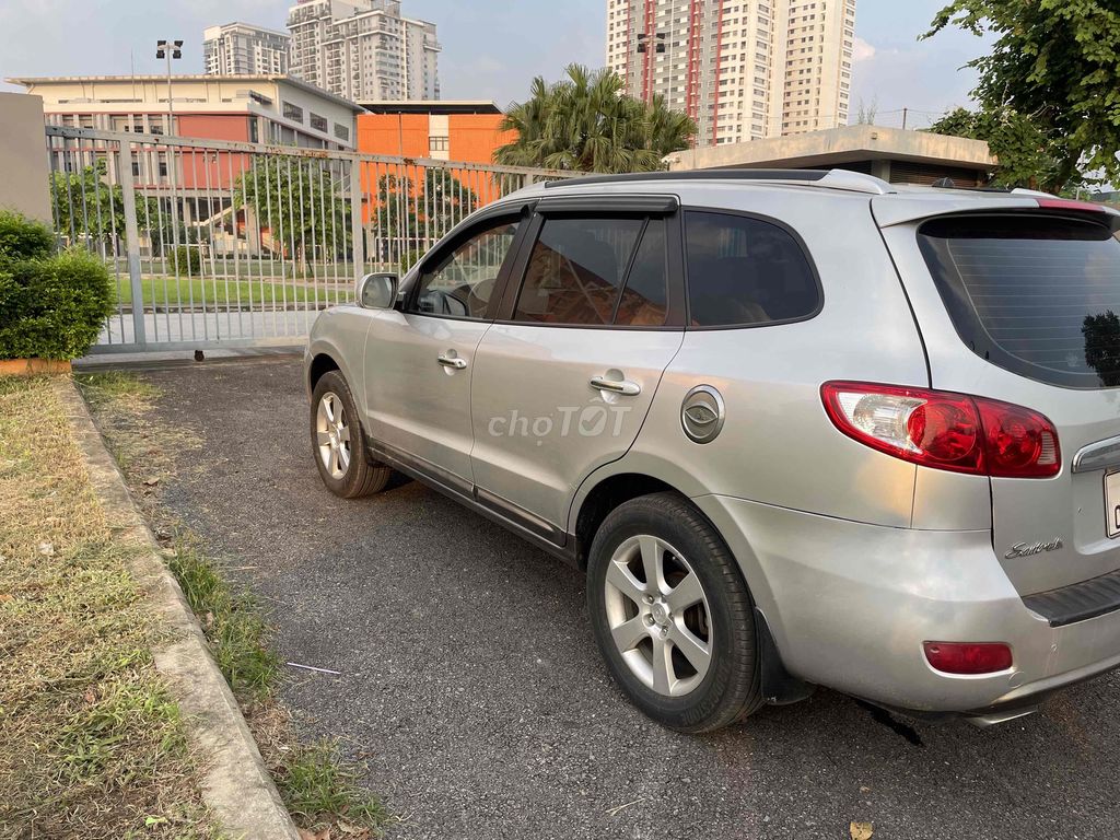 Hyundai Santa Fe 2009 2.0L máy dầu. Mua bán Ô tô tại Quận Hoàng Mai Hà Nội được đăng bởi Le hung hình 4