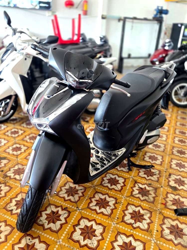 Honda sh 2024 mới chạy 1000km như xe mới cực đẹp. Mua bán Xe máy tại Quận Hải Châu Đà Nẵng được đăng bởi Toàn hình 1