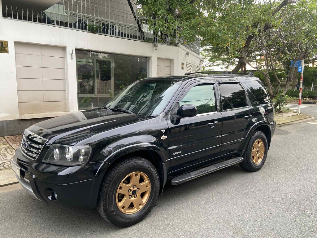 Escape 3.0 màu đen 2004. Mua bán Ô tô tại Quận 8 Tp Hồ Chí Minh được đăng bởi Mr Phát hình 2