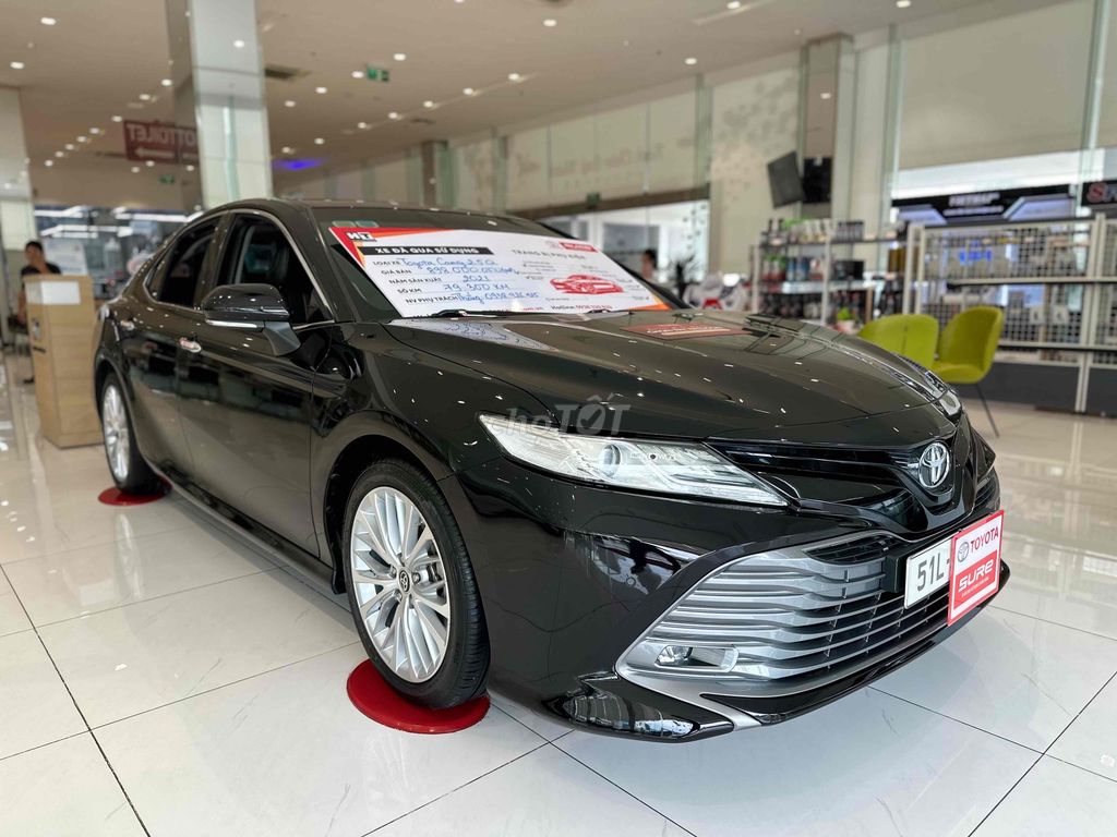 TOYOTA CAMRY 2,5 Q ĐEN 2021 bảo hành chính hãng. Mua bán Ô tô tại Quận Bình Thạnh Tp Hồ Chí Minh được đăng bởi phuongneo hình 2