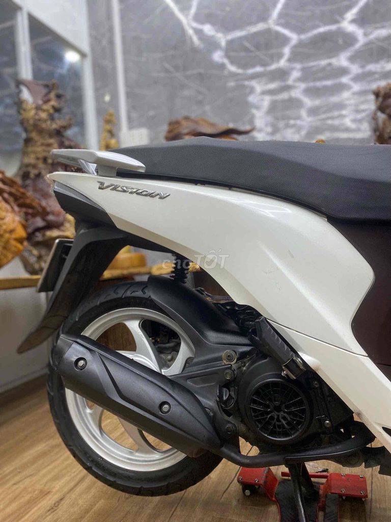 👉Vision chính chủ bstp máy zin, dàn áo đẹp keng. Mua bán Xe máy tại Quận 7 Tp Hồ Chí Minh được đăng bởi Xe Cũ Hiếu CT hình 7