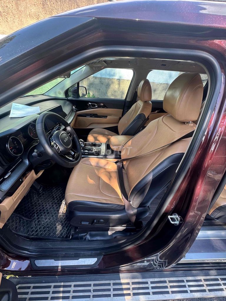 Kia Carnival Luxury 8 мест Автомат Дизель