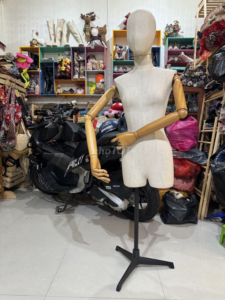 Manocanh Tay gỗ Be. Mua bán Đồ chuyên dụng, Giống nuôi trồng tại Quận 4 Tp Hồ Chí Minh được đăng bởi Liêu Cát Thiên Di hình 1