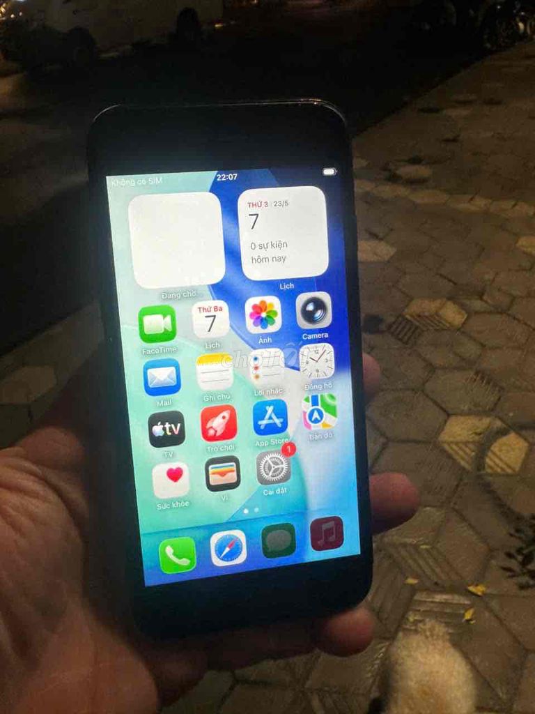 Apple iPhone SE2 64GB Đen vân tay cũ. Mua bán Điện thoại tại Huyện Hóc Môn Tp Hồ Chí Minh được đăng bởi nghia phan hình 1