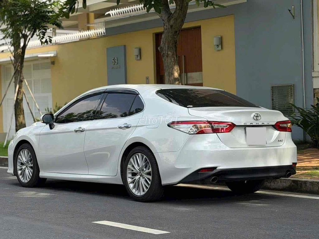 Toyota Camry 2.5Q 2019 xe full lịch sử hãng. Mua bán Ô tô tại Quận 1 Tp Hồ Chí Minh được đăng bởi Nguyên hình 3