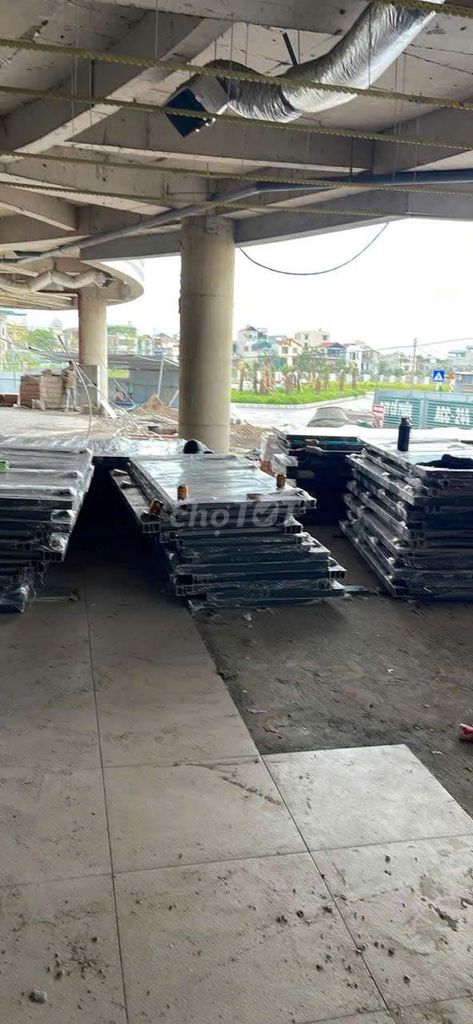 TUYỂN PHỤ NHÔM KÍNH LÀM Ở HÀ NỘI, LƯƠNG 560K/NGÀY. Việc làm Xây dựng tại Thành phố Lai Châu Lai Châu được đăng bởi Trần Ngọc Nhật hình 4