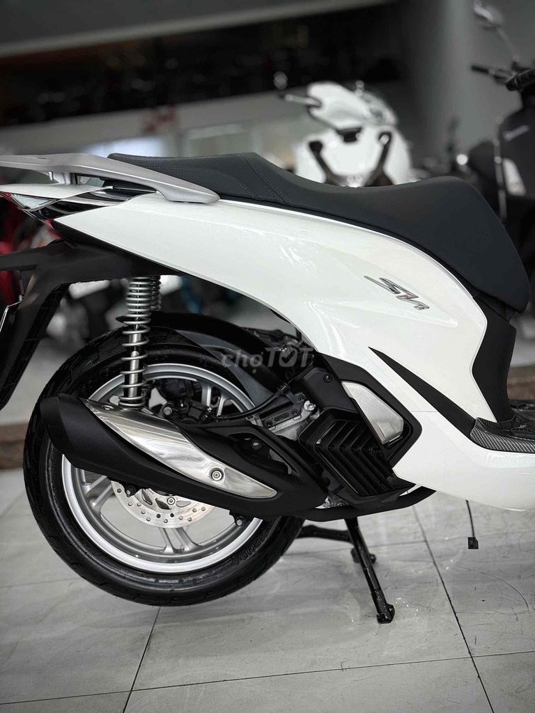 Sh125i 2025 Odo3k Lướt chính chủ ký ( Hỗ trợ GÓP ). Mua bán Xe máy tại Thị xã Phú Mỹ Bà Rịa - Vũng Tàu được đăng bởi Cửa Hàng Xe Máy Phú Mỹ hình 7