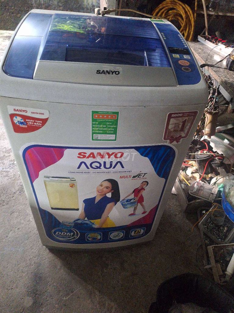 Thanh lý máy giặt Sanyo 7kg