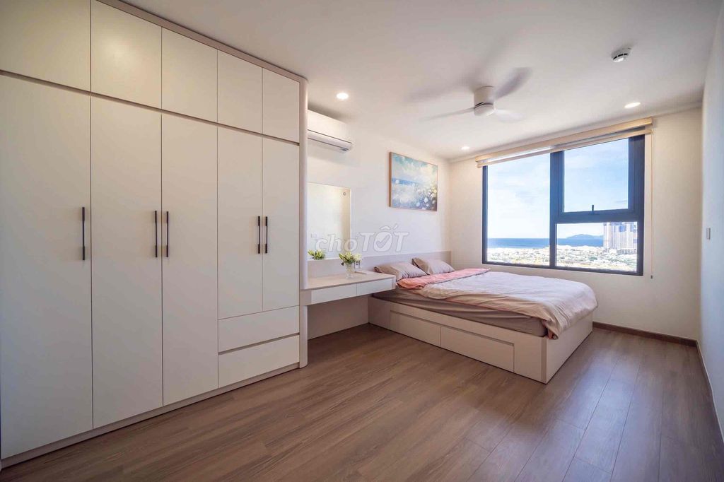 Furnished 2-bedroom apartment at FPT Plaza 3 — photo 5