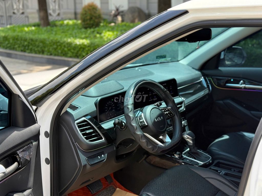 Kia Seltos 1.5 Premium 2024 - Xe Siêu Lướt. Mua bán Ô tô tại Thành phố Thủ Dầu Một Bình Dương được đăng bởi trần thị khánh huyền  hình 10