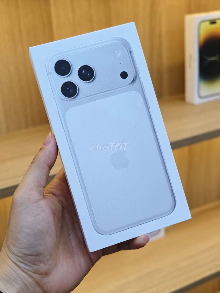🇻🇳🇻🇳 iPhone 17 Pro Max 256GB Newseal  Bạc🇻🇳. Mua bán Điện thoại tại Quận Lê Chân Hải Phòng được đăng bởi 444 Tô Hiệu OK Mobile HP hình 1