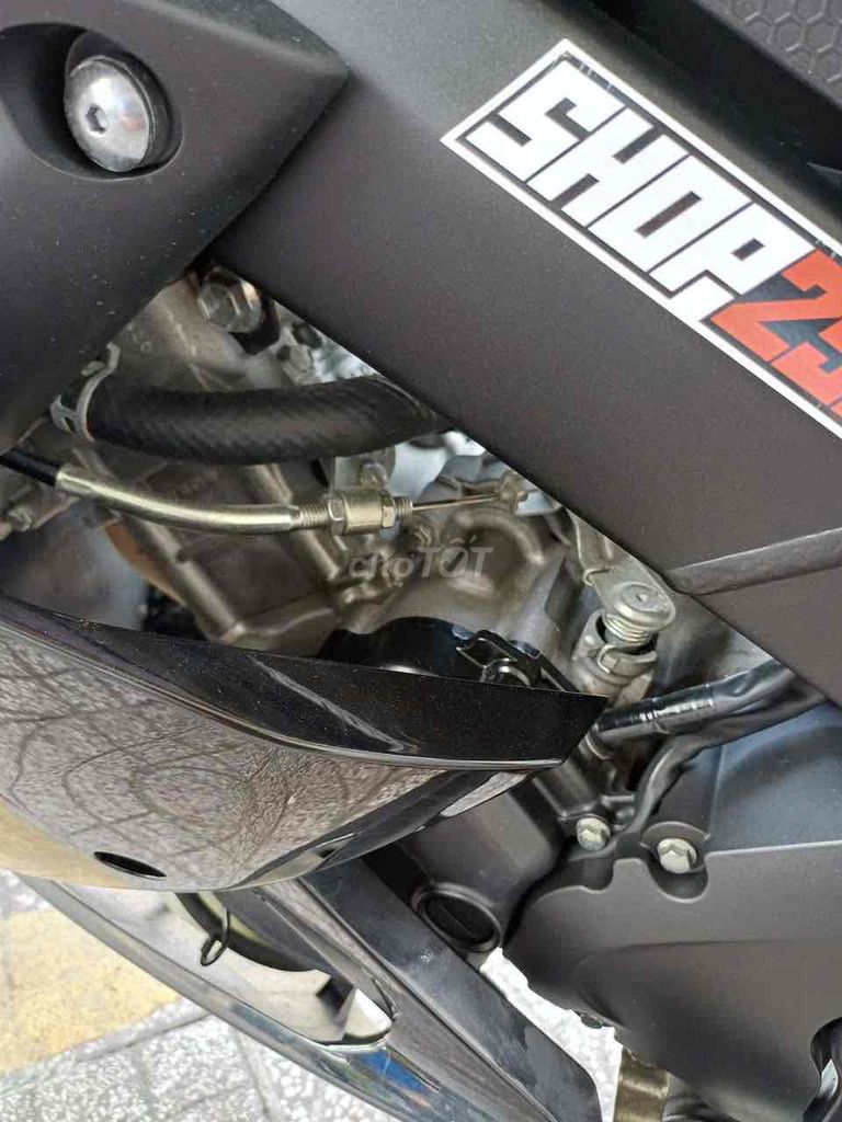 moto Yamaha R15 12/2020 đi đúng 4.178km chính chủ.. Mua bán Xe máy tại Quận Bình Tân Tp Hồ Chí Minh được đăng bởi Lê Văn Khang hình 13