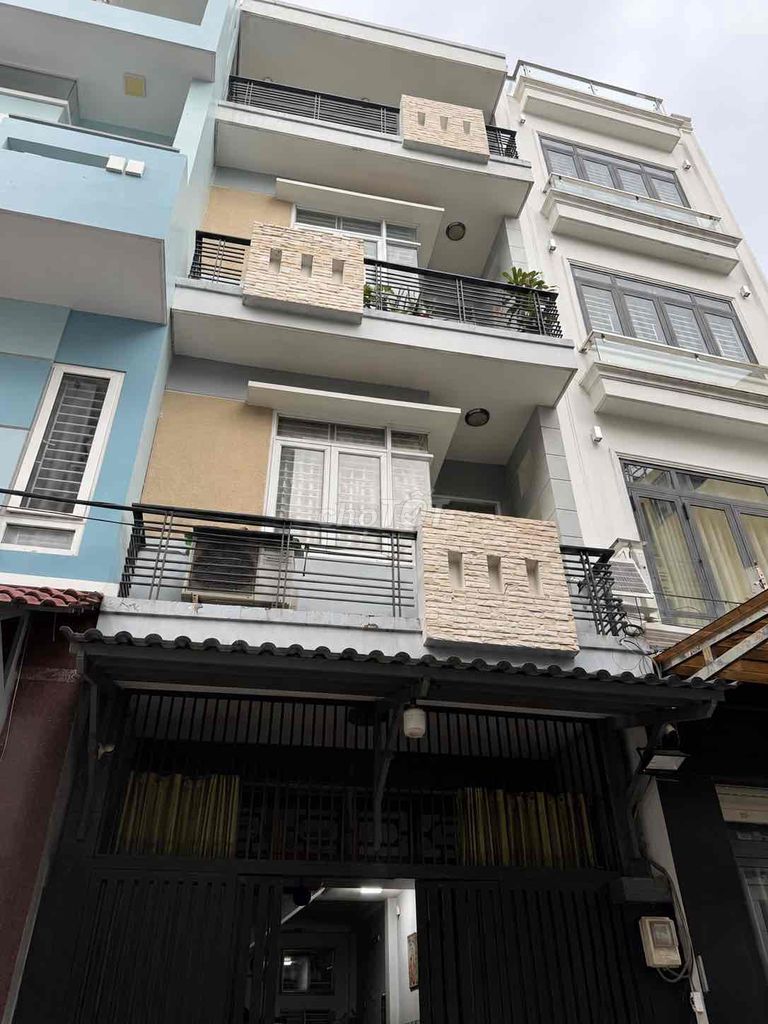 Аренда · 4 комн. · 48 м² · Quận Bình Tân, ул. Đường 18B