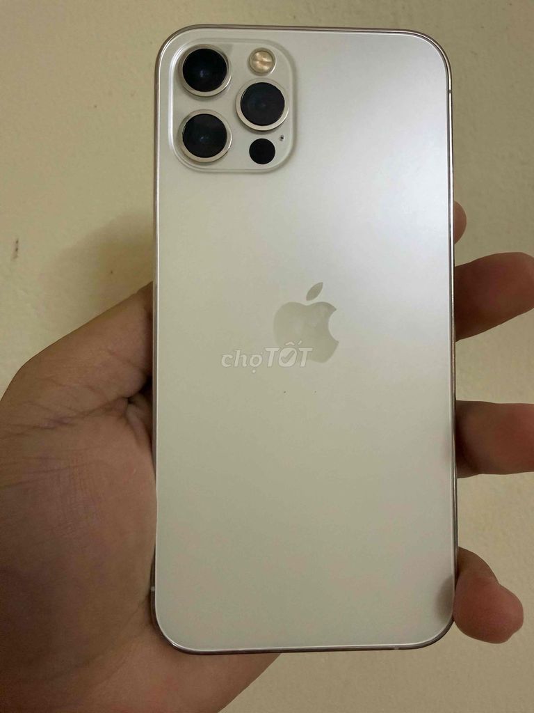 Apple iPhone 12 Pro 256GB Bạc Like New. Mua bán Điện thoại tại Quận Tây Hồ Hà Nội được đăng bởi Magic hình 1