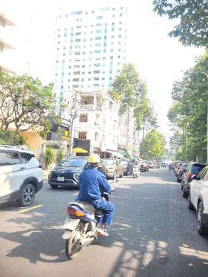 NHÀ BÁN GẦN MT, NGUYỄN ĐÌNH CHIỂU, P ĐAKAO, Q1, DT3,5M×11M, GIÁ 8,3 TỶ. Mua bán nhà ở tại Quận 1 Tp Hồ Chí Minh được đăng bởi Hồ Văn Dũng
