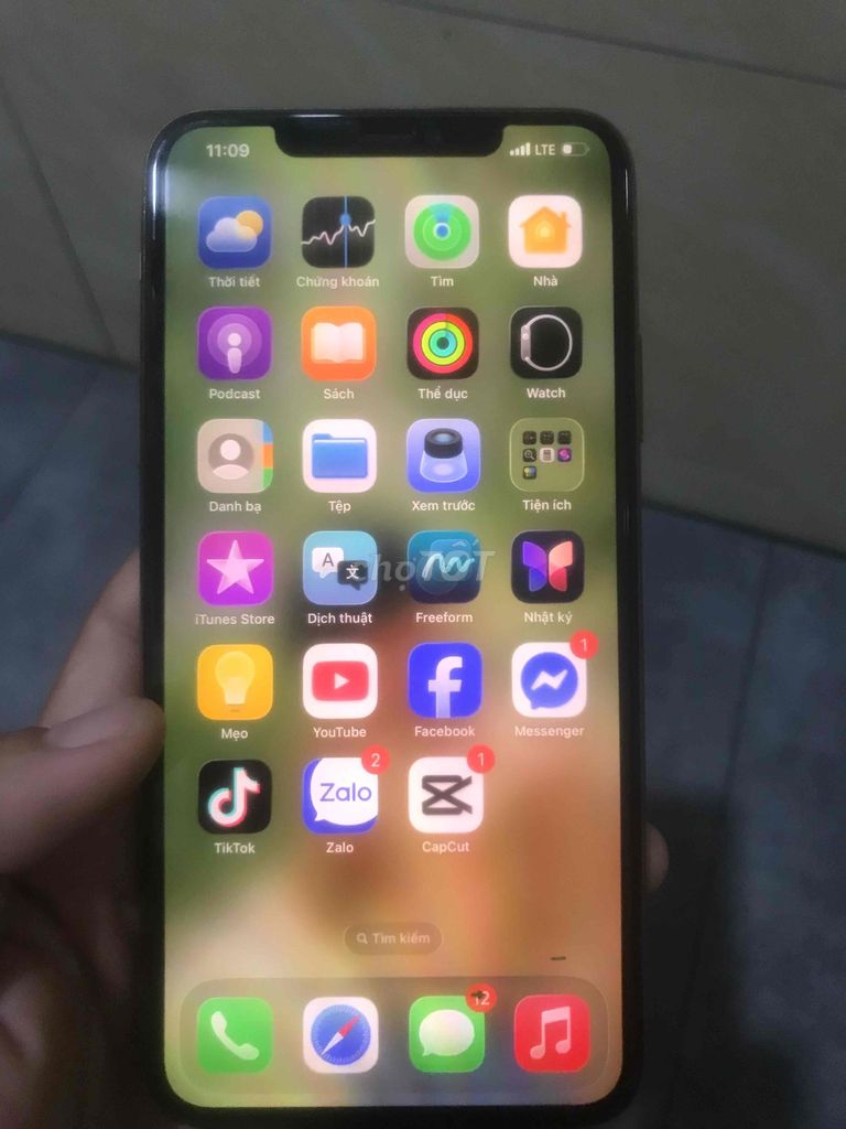 iPhone 11 Pro Max 64GB Vàng Đã sử dụng. Mua bán Điện thoại tại Quận Bình Tân Tp Hồ Chí Minh được đăng bởi Tên chưa cung cấp hình 1