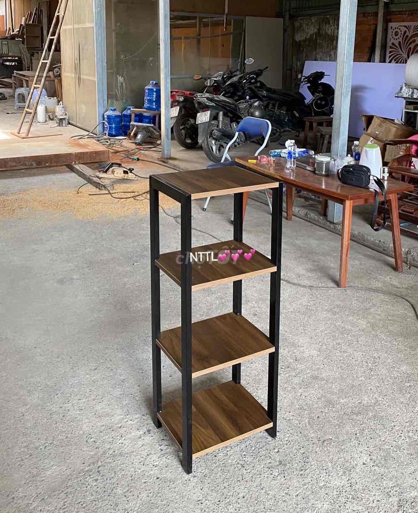 Kệ Trang Trí, Kệ Trưng Bày 4 Tầng. Mua bán Tủ, kệ gia đình tại Huyện Hóc Môn Tp Hồ Chí Minh được đăng bởi Nội Thất Văn Phòng Trường Học Cà Phê  Giá Xưởng hình 1