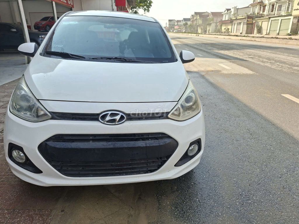 Hyundai Grand i10 Trắng. Mua bán Ô tô tại Huyện Yên Thành Nghệ An được đăng bởi Hai hình 2