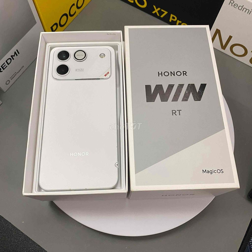 Honor WIN RT Trắng 12GB/512GB Fullbox Pin 10000mah. Mua bán Điện thoại tại Thành phố Nam Định Nam Định được đăng bởi Trí Dũng Store hình 1