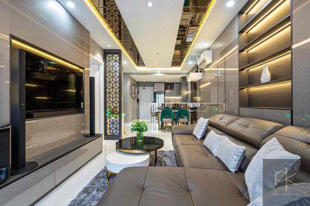 bán căn hộ 2pn2wc, ntcb , tầng cao đông nam có sổ hồng giá tốt