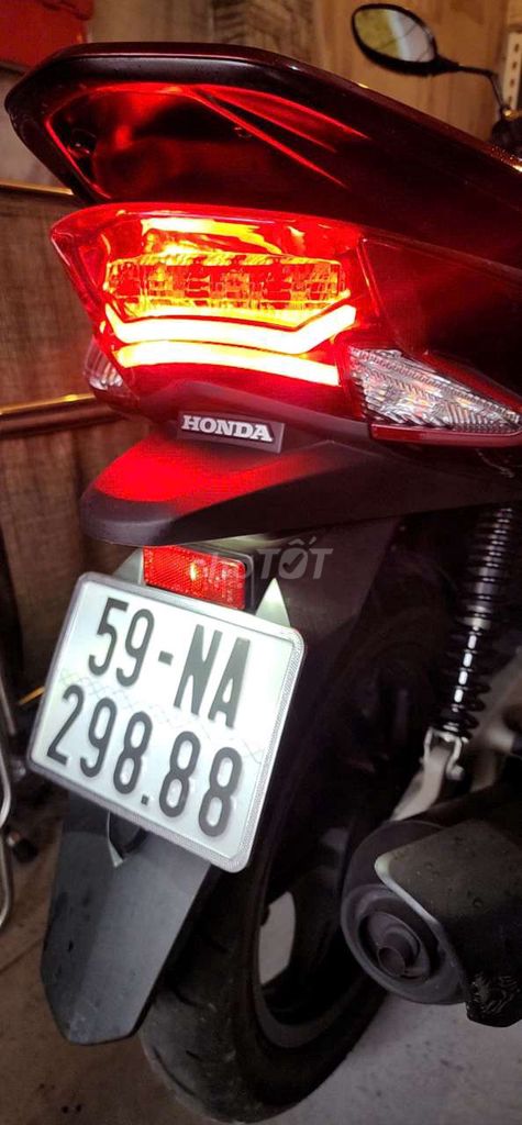 Xe Pcx 2014 sd 2000km rât mới.Hiem có.. Mua bán Xe máy tại Quận Bình Tân Tp Hồ Chí Minh được đăng bởi Hong Thanh phuc hình 5