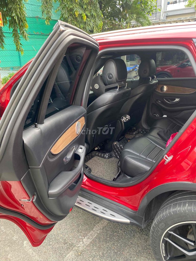 Mercedes Benz GLC Class 2017 250 - 97000 km. Mua bán Ô tô tại Quận Gò Vấp Tp Hồ Chí Minh được đăng bởi Nam Nam hình 9