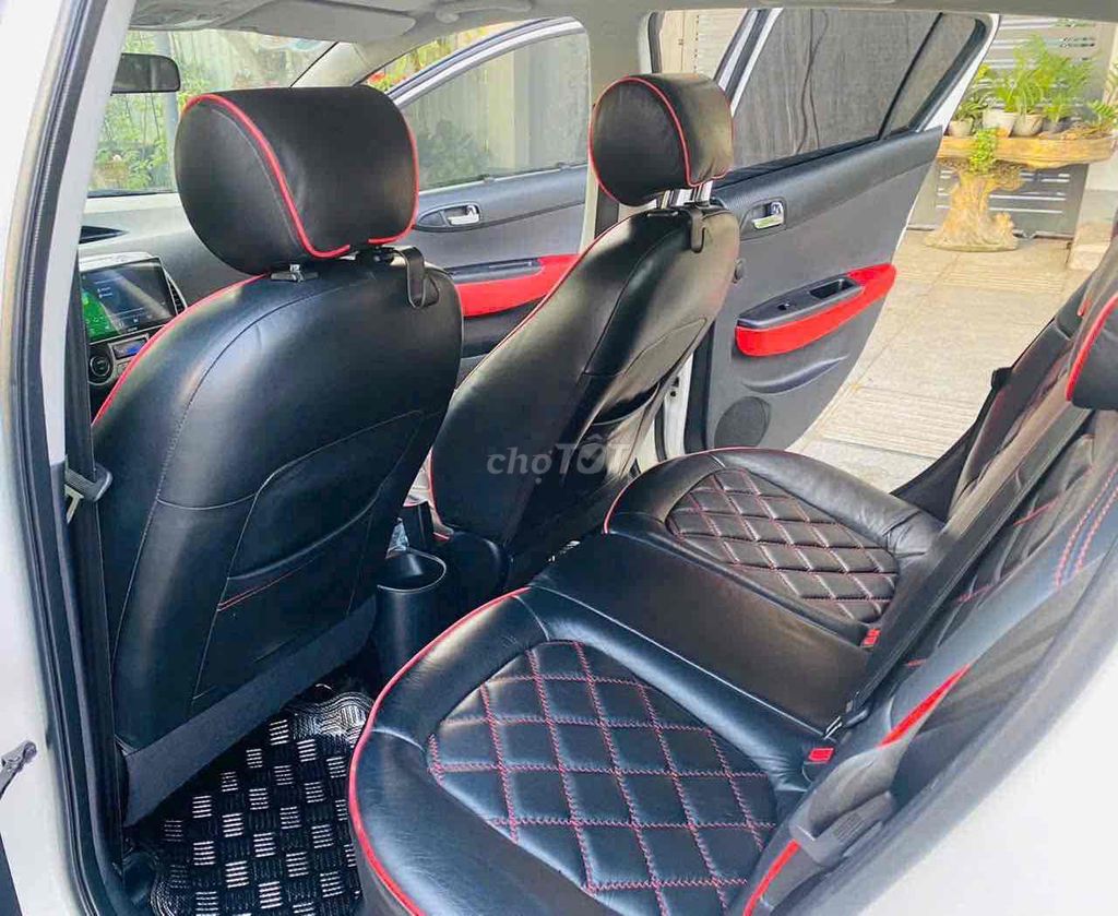 Hyundai i20 2011 Hatchback. Mua bán Ô tô tại Thành phố Biên Hòa Đồng Nai được đăng bởi Trường hình 5