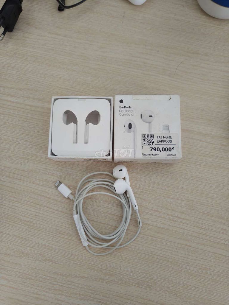 Tai Nghe iPhone Lightning zin 100%