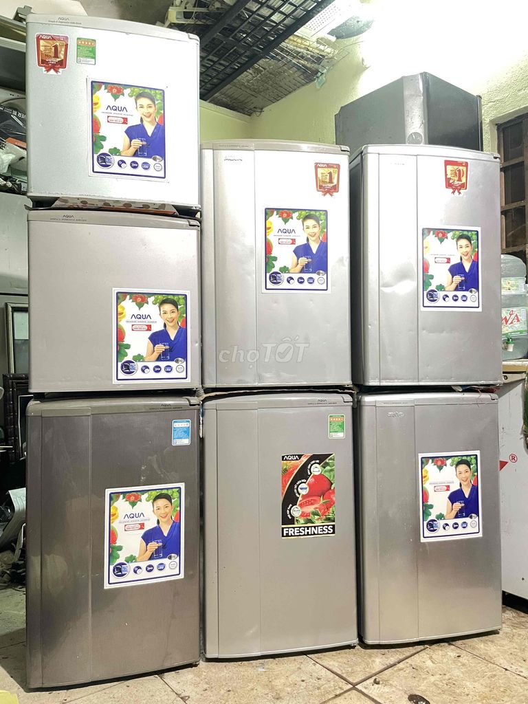 Tủ lạnh Aqua 90 lít Bạc. Mua bán Tủ lạnh tại Quận Liên Chiểu Đà Nẵng được đăng bởi MAI HỒ hình 1