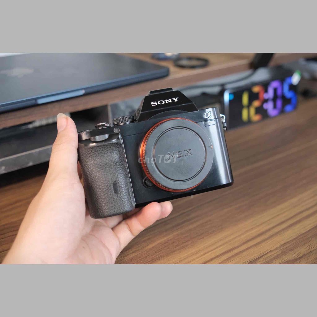 Máy ảnh Sony A7 Mark I Đen. Mua bán Máy ảnh, Máy quay tại Huyện Thống Nhất Đồng Nai được đăng bởi Babybun hình 1